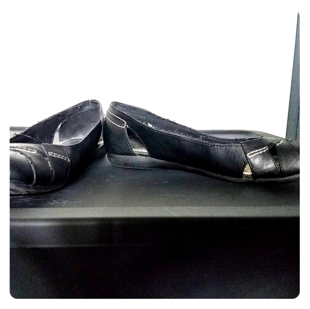 Black Mossimo flats